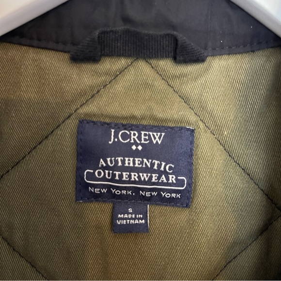 J. Crew Authentic Outerwear Vest Men's Small Quilted full zip black - Picture 4 of 10